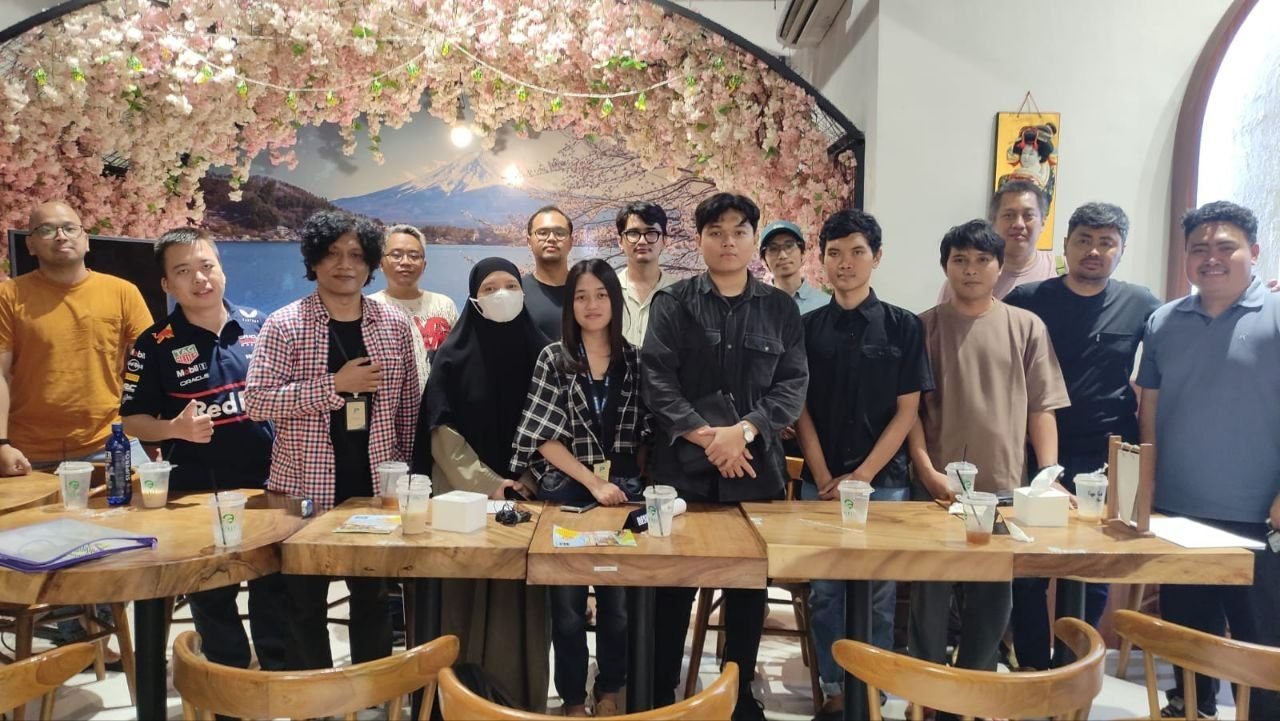 Komunitas Prommunity setelah sesi meetup