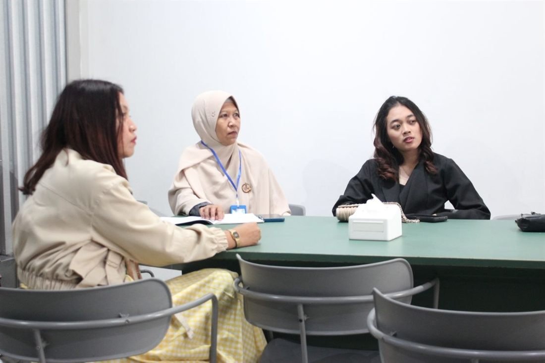 Peserta berdiskusi dalam sesi refleksi