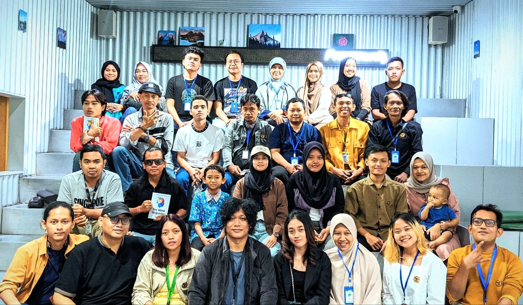 Prommunity community group